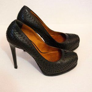 Pour La Victoire Leather Stiletto Heel